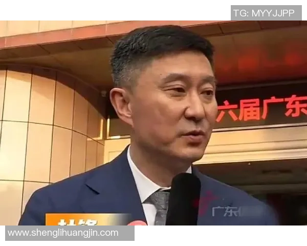 广东夺冠采访！杜锋展振奋，亲承压力一直在，阿旺曝其床头许多药